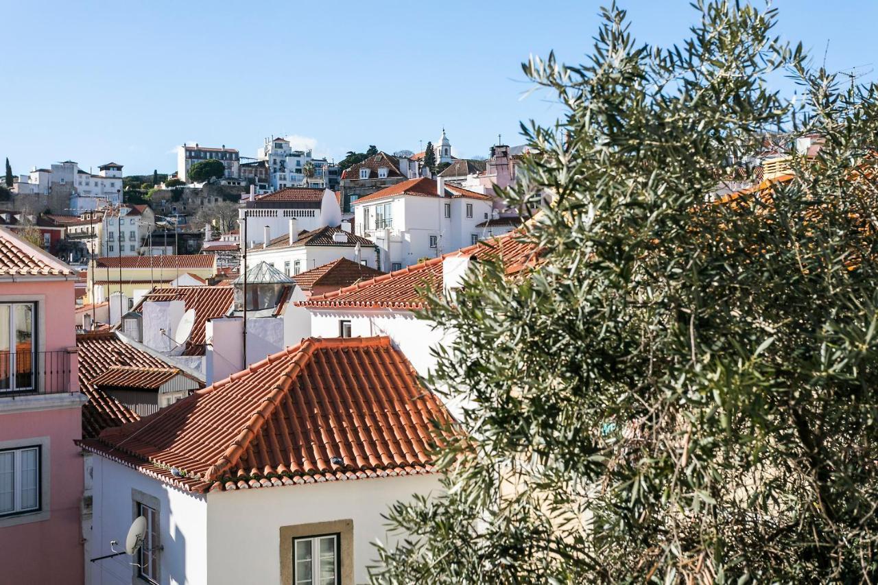 Cosy Alfama Hideout - With Rooftop Terrace Lisbon Luaran gambar